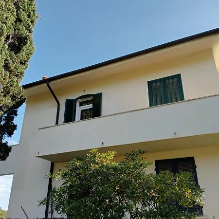 Riccio Di Mare Villa Lacona Exterior photo